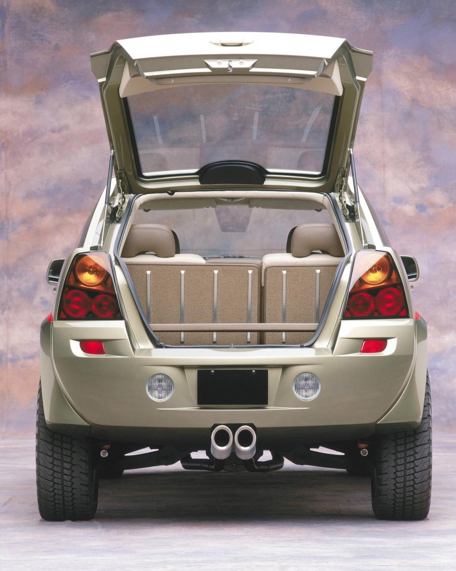  Jeep Varsity 2002 года  (фото 4 из 9)